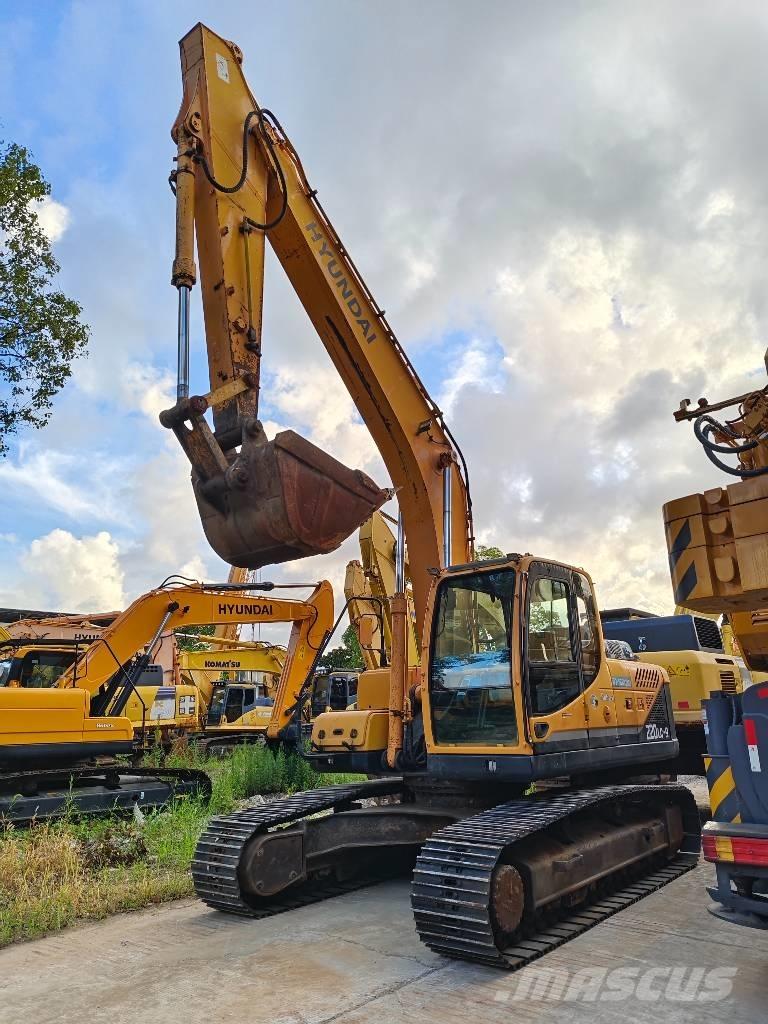 Hyundai R 220LC-9S 대형 굴삭기 29톤 이상