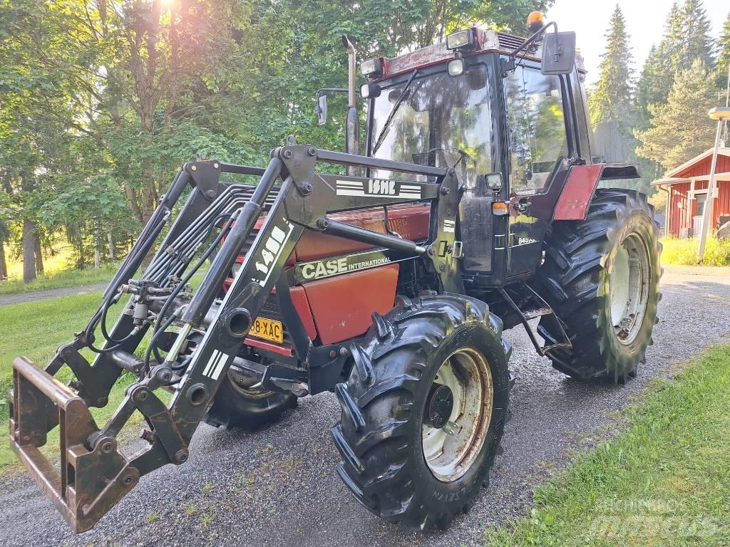 Case IH 845 XL 트랙터