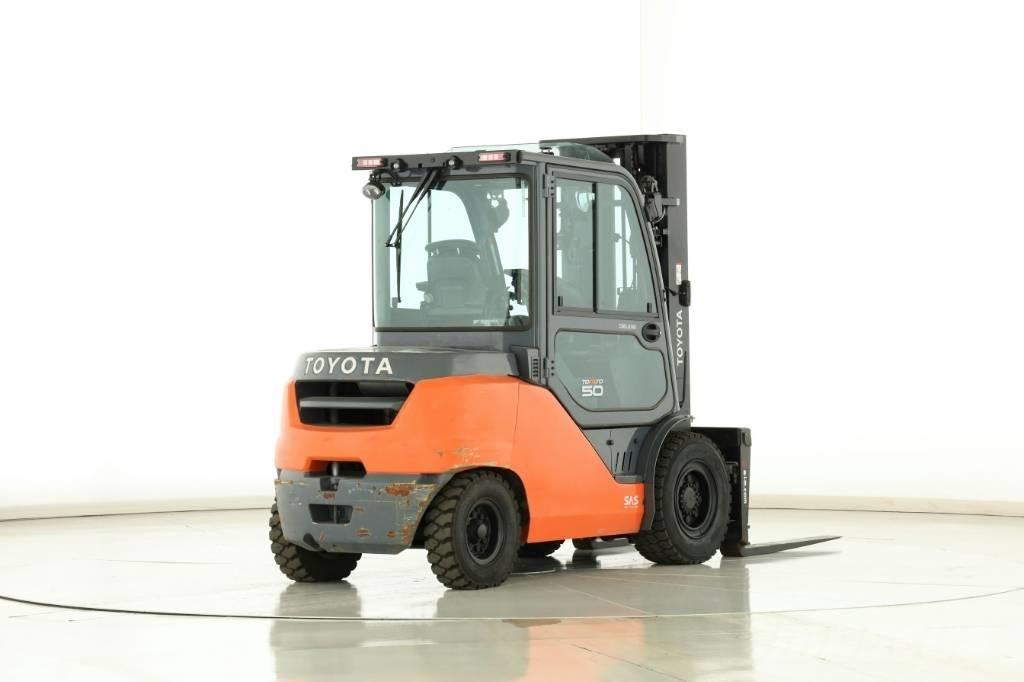 Toyota 40-8 FD45 N 디젤 지게차