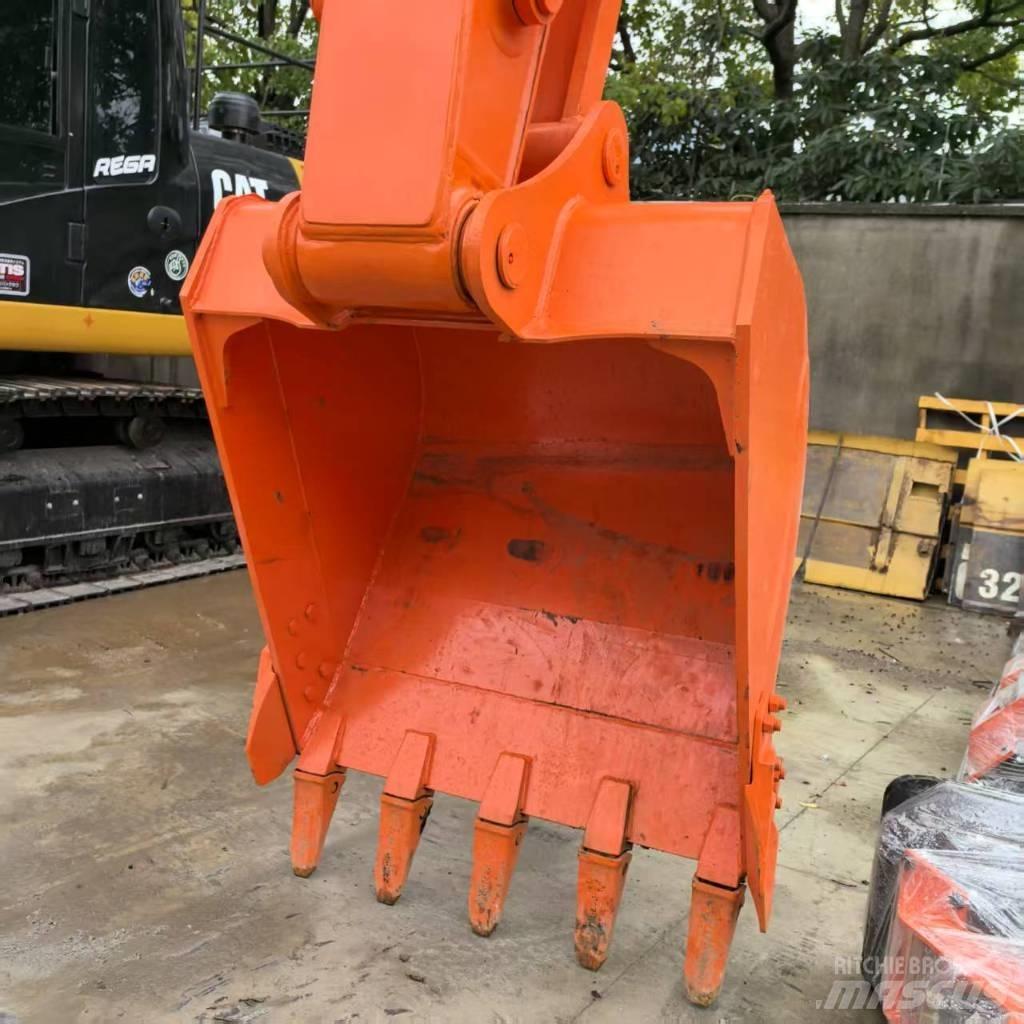 Hitachi ZX 200-3 G 대형 굴삭기 29톤 이상