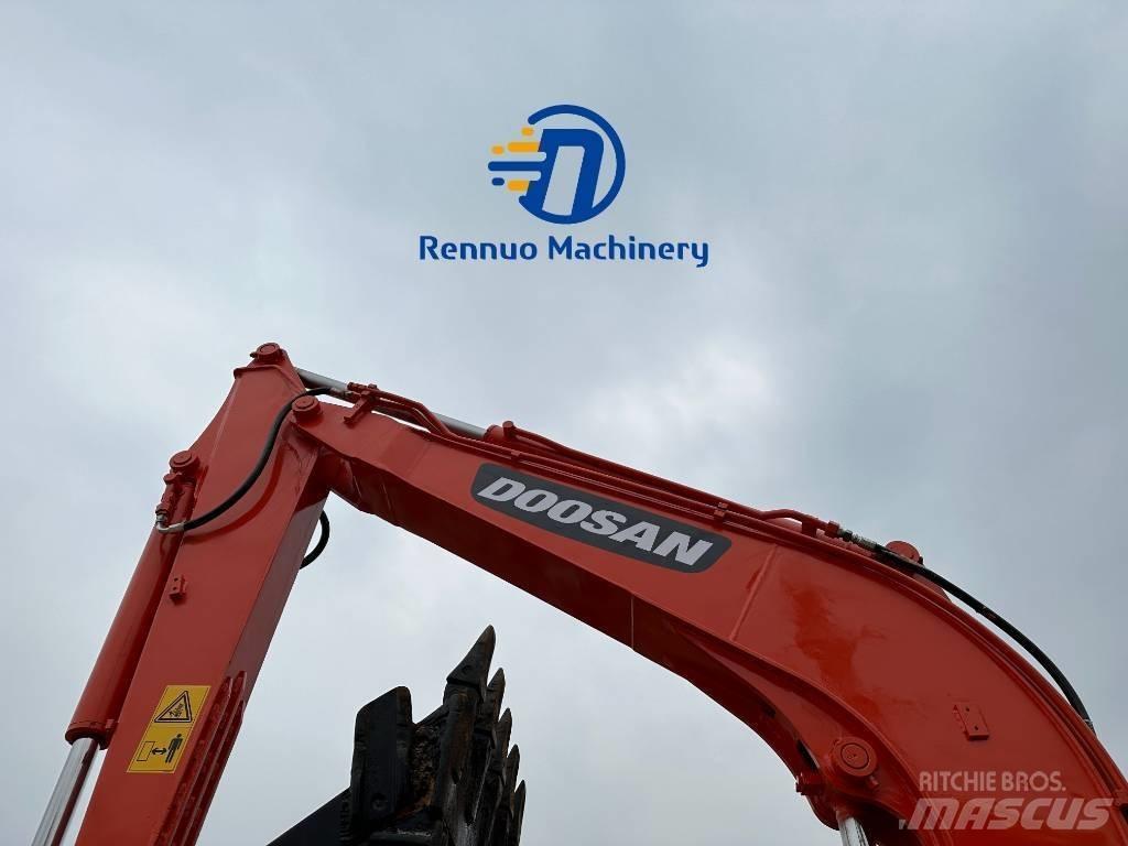 Doosan DX 60 소형 굴삭기 7톤 미만