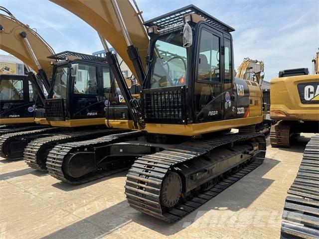 CAT 323 D L 대형 굴삭기 29톤 이상