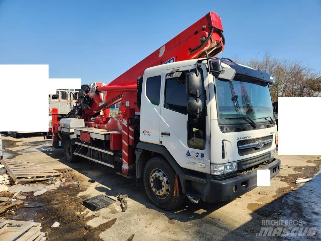 Horyong SKY450 트럭 탑재 고소작업대