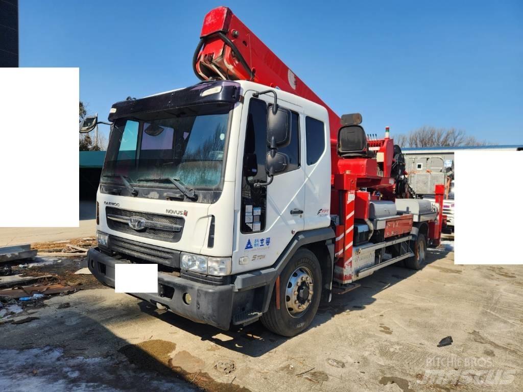 Horyong SKY450 트럭 탑재 고소작업대