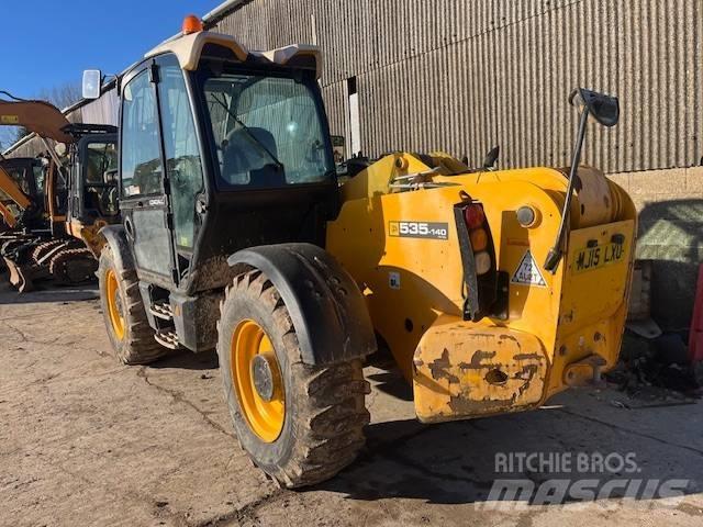 JCB 535-140 텔러 핸들러