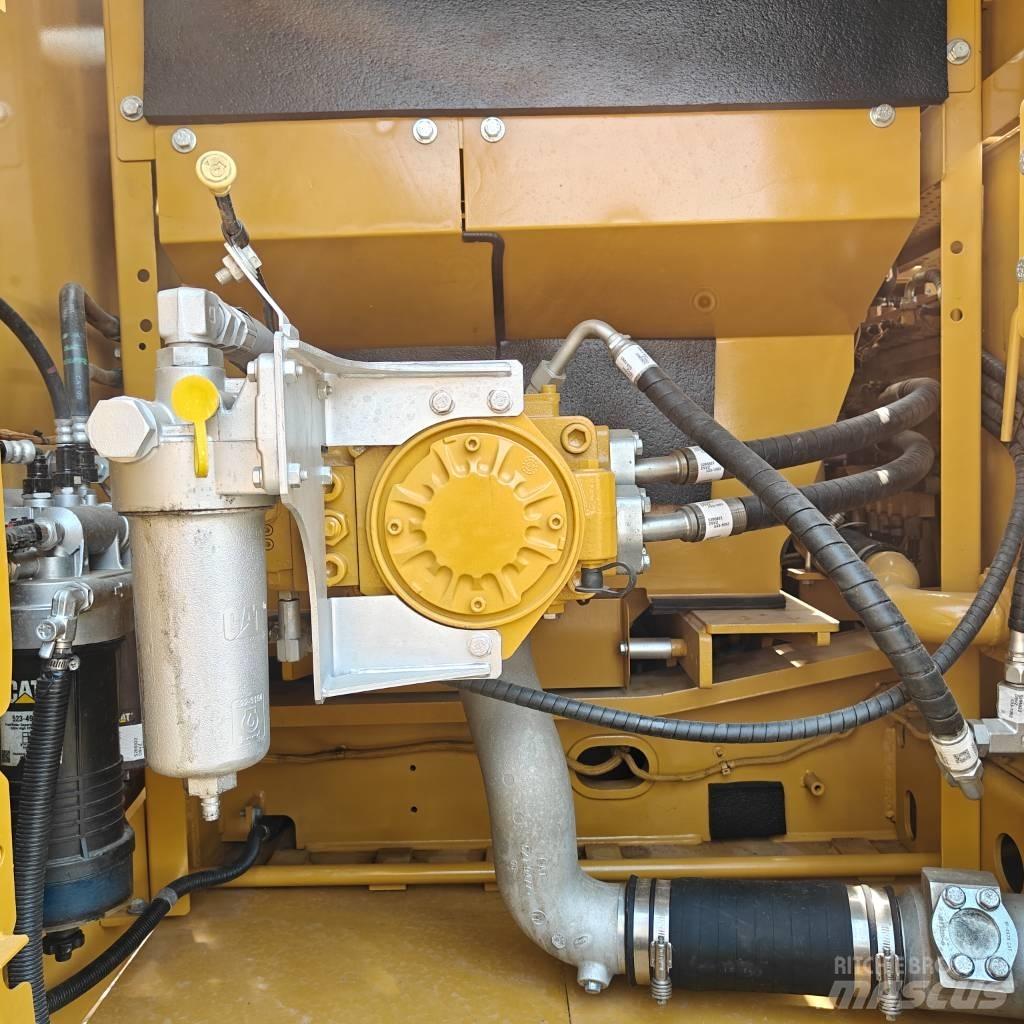 CAT 330GC 대형 굴삭기 29톤 이상