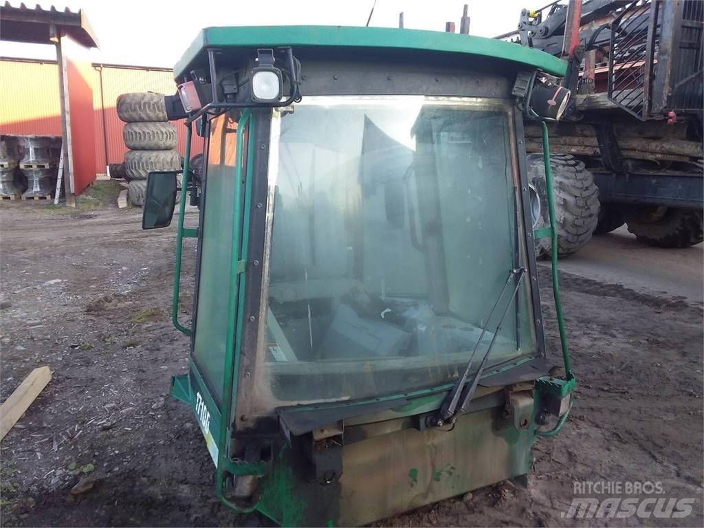 Timberjack 1710d 캐빈 및 인테리어