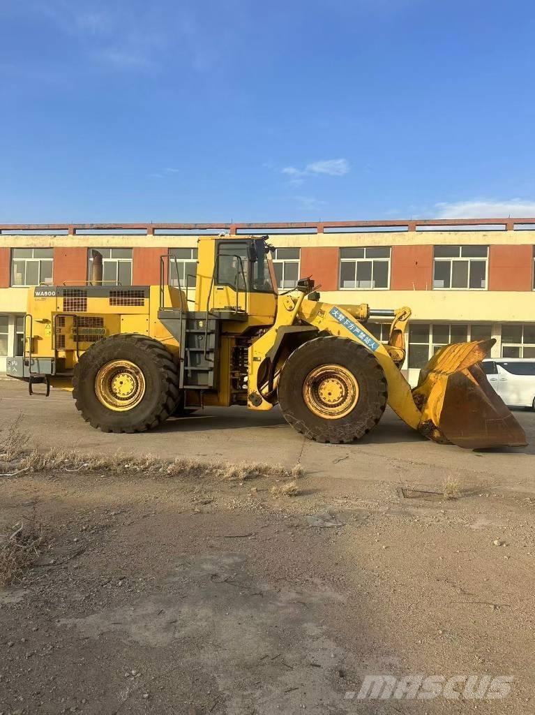 Komatsu WA 600-6  휠로우더