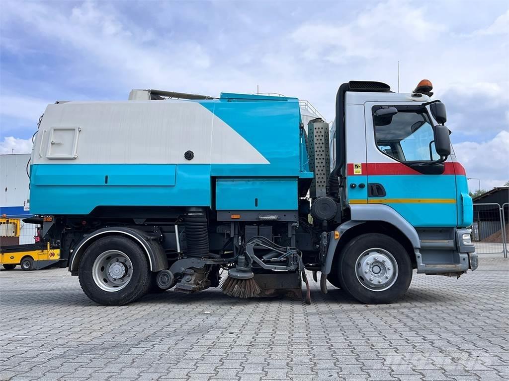 Johnston VT650 도로 청소차