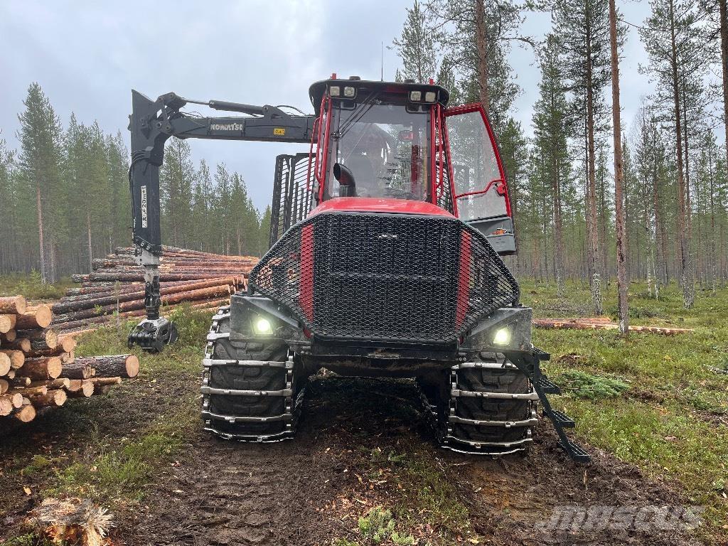 Komatsu 875 원목 포워더