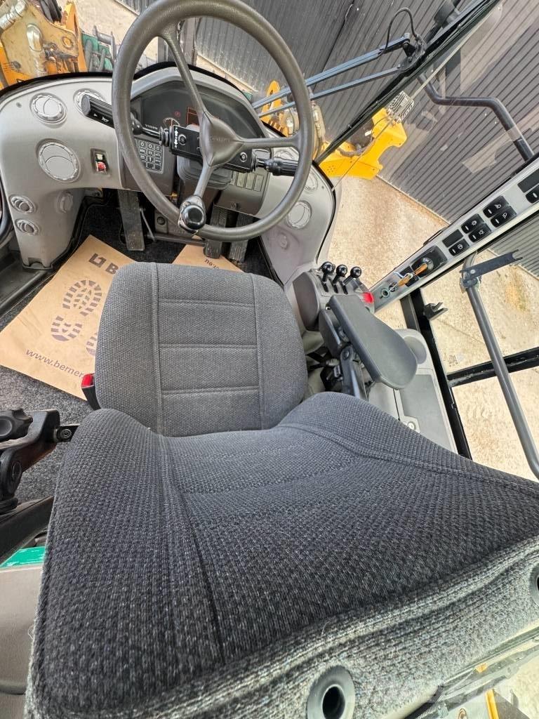 Volvo L 60 G  휠로우더