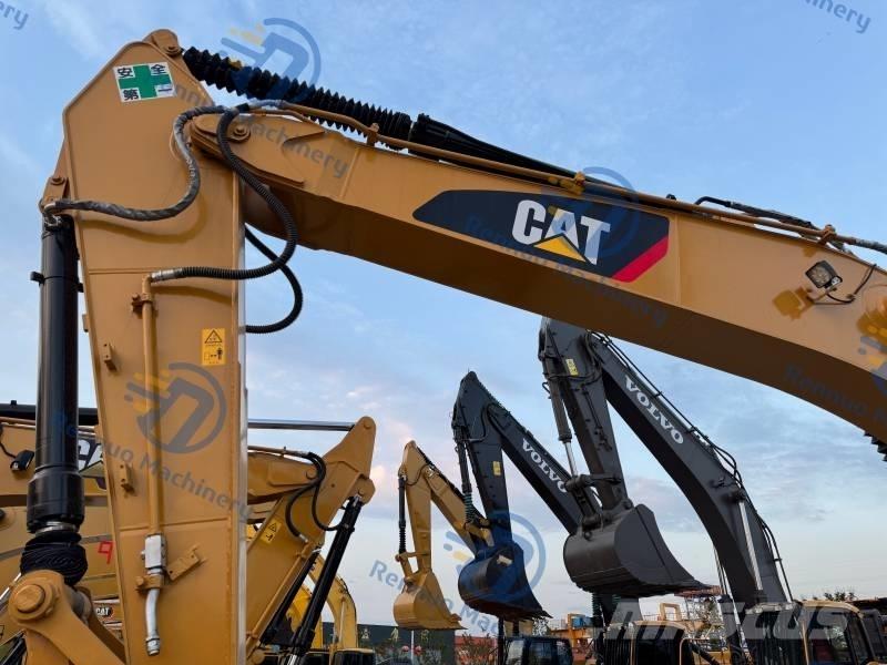 CAT 320 D 대형 굴삭기 29톤 이상