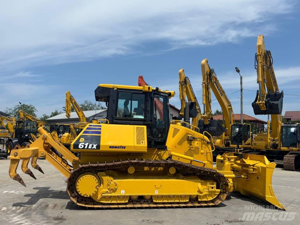 Komatsu D61EX-24E0 크롤러 도저