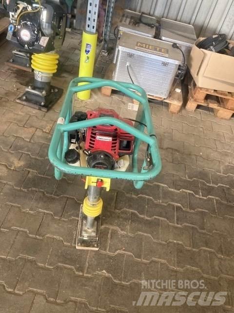 Ammann ATR30 진동롤러