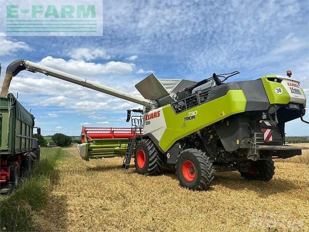 CLAAS trion 730 콤바인 수확기
