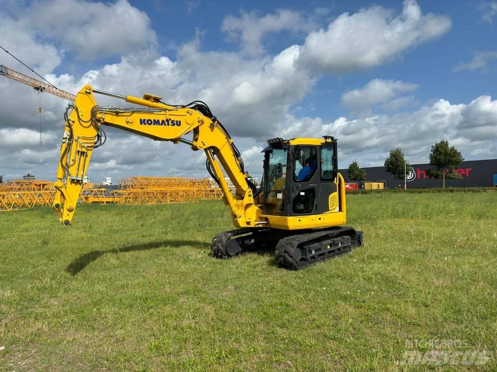Komatsu PC88MR-11 중형굴삭기 7톤-28톤