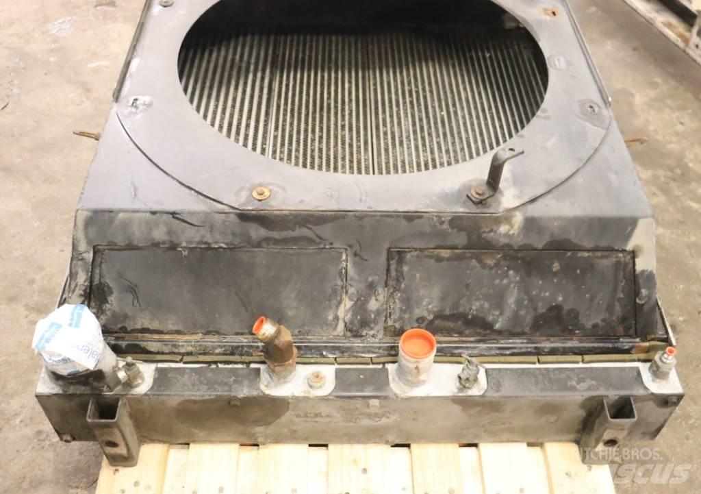 Ljungby L12 라디에이터