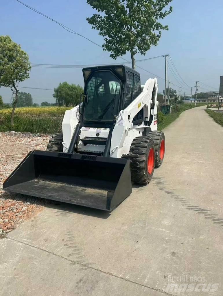Bobcat S 330  스키드로더
