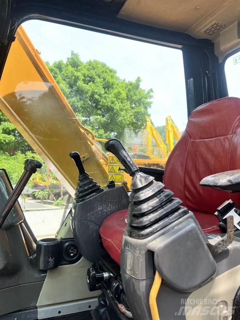 CAT 307 D 대형 굴삭기 29톤 이상