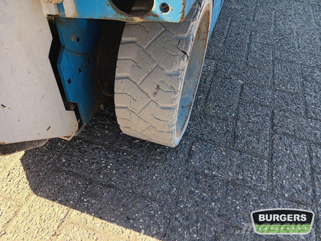 Genie GS2032 가위형 리프트