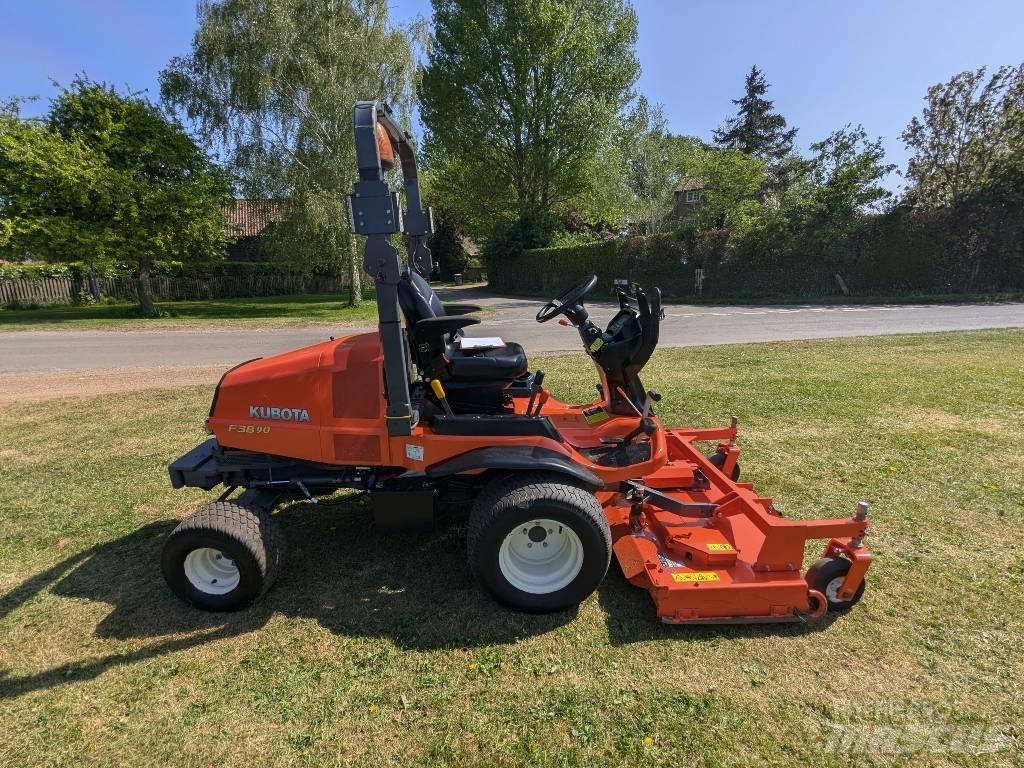 Kubota F 3890 탑승형 잔디깎기