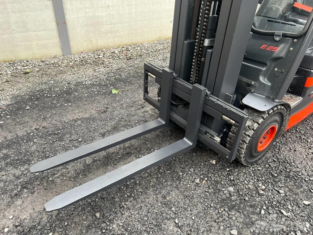 Linde E25-01 전동 지게차