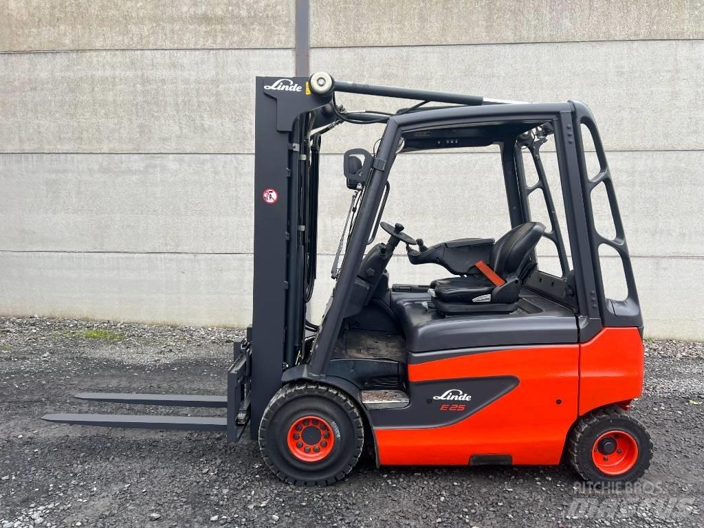Linde E25-01 전동 지게차
