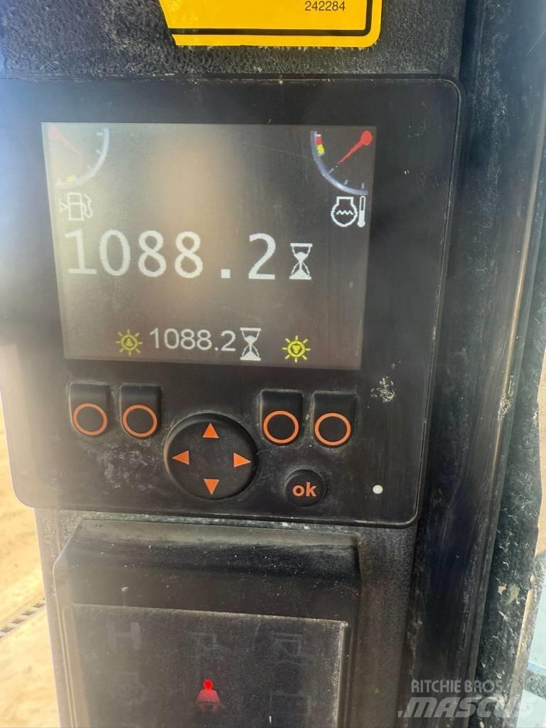 Gehl R 135  스키드로더