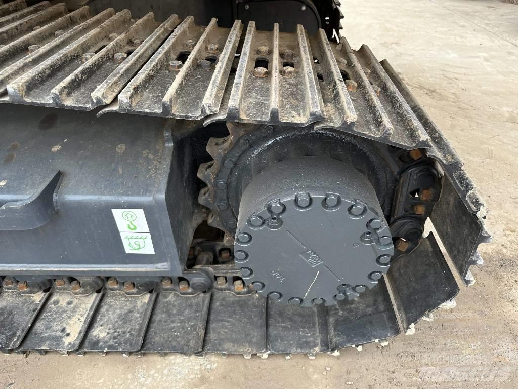 Komatsu PC200-8 대형 굴삭기 29톤 이상