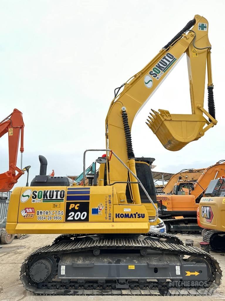 Komatsu PC200-8 대형 굴삭기 29톤 이상