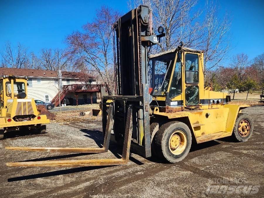 CAT V 330 C 컨테이너 핸들러