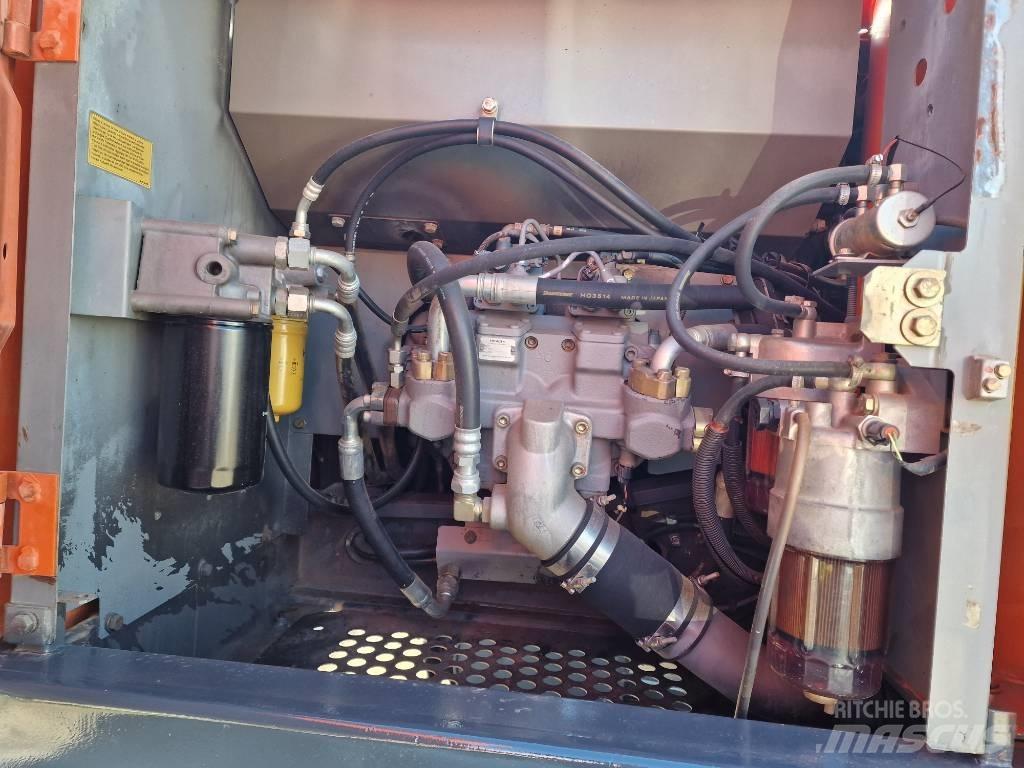 Hitachi ZX 210-3 대형 굴삭기 29톤 이상