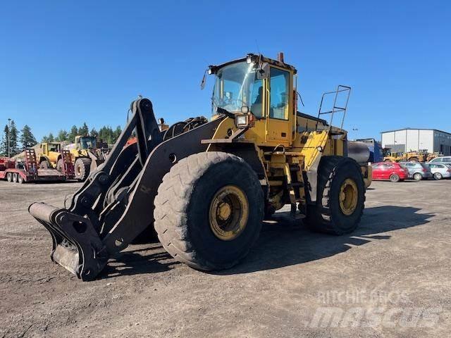 Volvo L220D  휠로우더