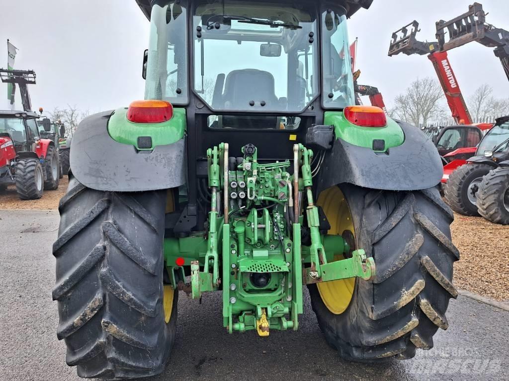John Deere 6110 MC 트랙터