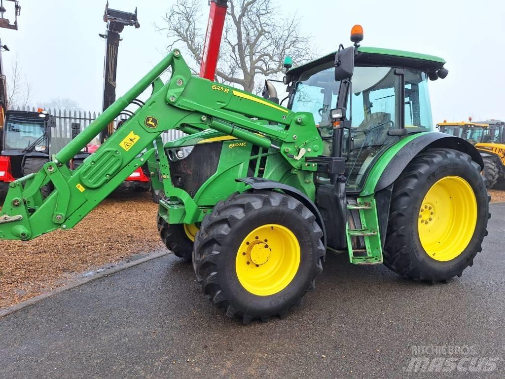 John Deere 6110 MC 트랙터