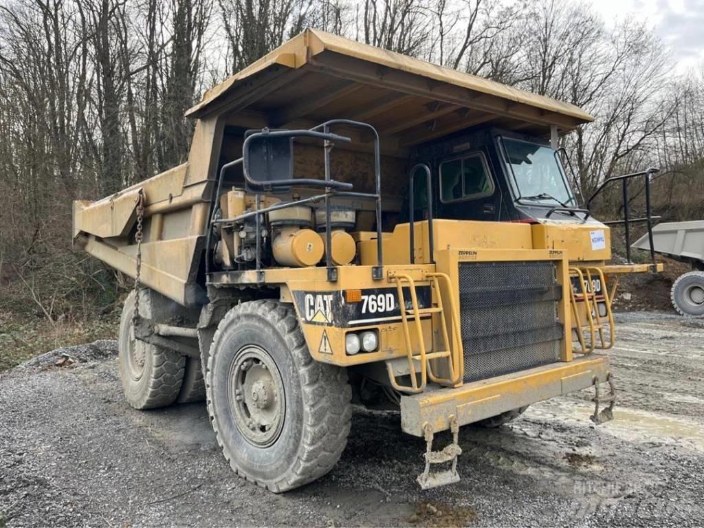 CAT 769 D 초대형 덤프 트럭