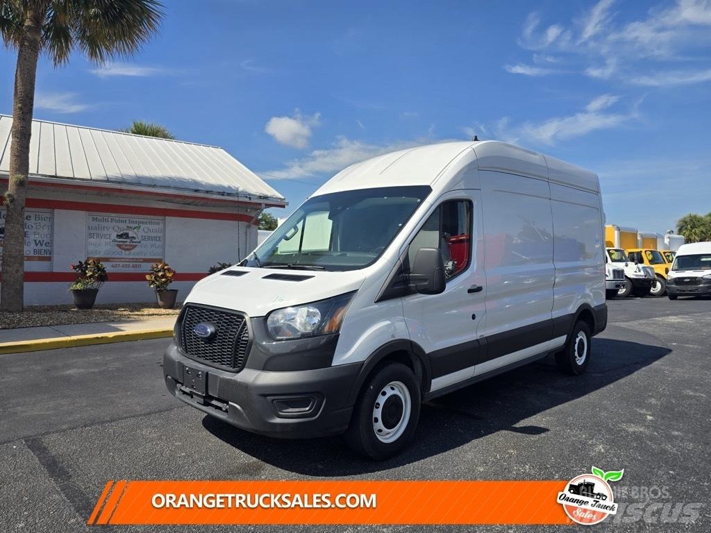 Ford Transit 250 패널 화물차