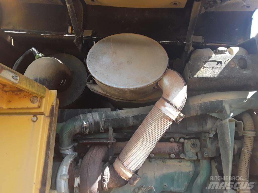 Volvo L 180 E  휠로우더