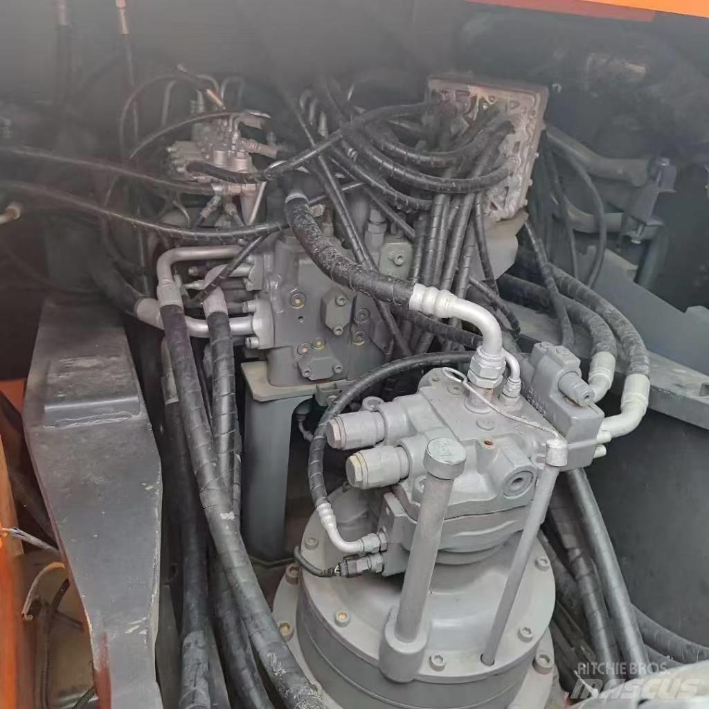 Hitachi 240-3 대형 굴삭기 29톤 이상