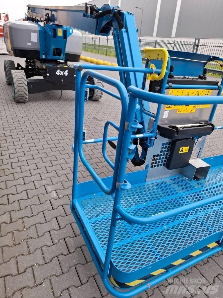 Genie S-60J 견인식 전동이동 리프트