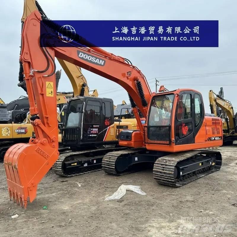 Doosan DX 150 대형 굴삭기 29톤 이상