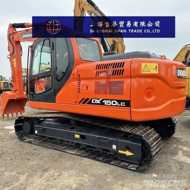 Doosan DX 150 대형 굴삭기 29톤 이상