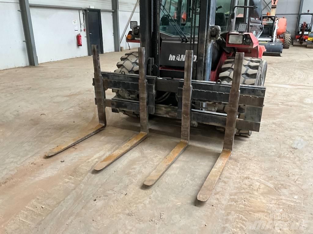 Manitou MC 40 험지용 트럭
