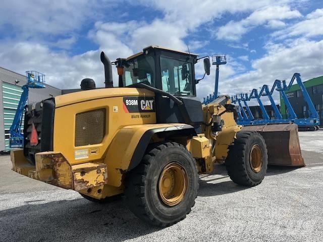 CAT 938 M  휠로우더
