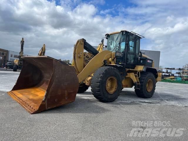 CAT 938 M  휠로우더