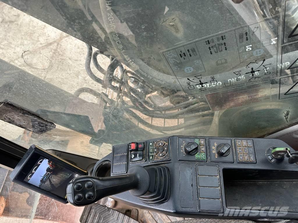 Volvo EC 160 EL 대형 굴삭기 29톤 이상