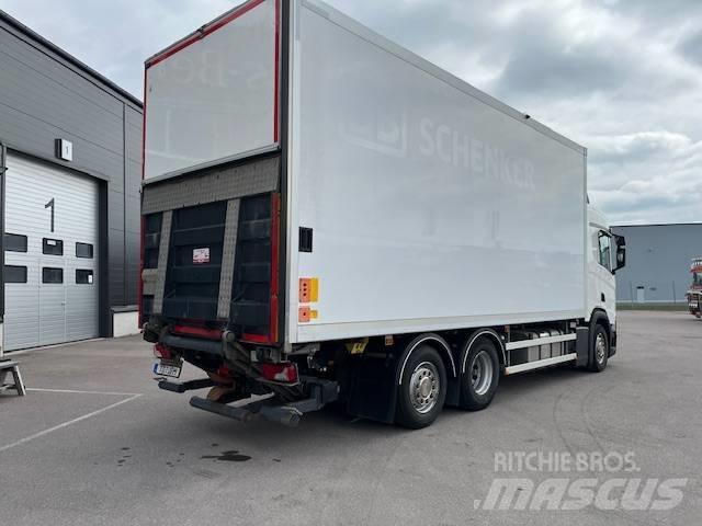 Scania R450B6X2*4NB 탑차 트럭