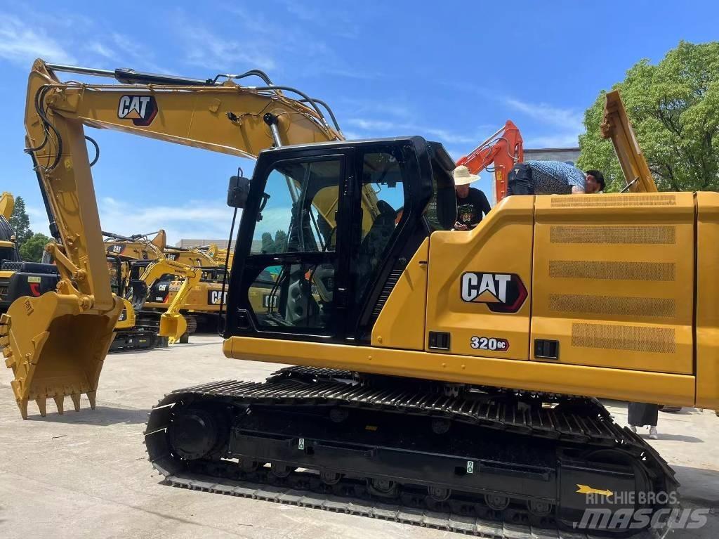 CAT 320 GC 대형 굴삭기 29톤 이상