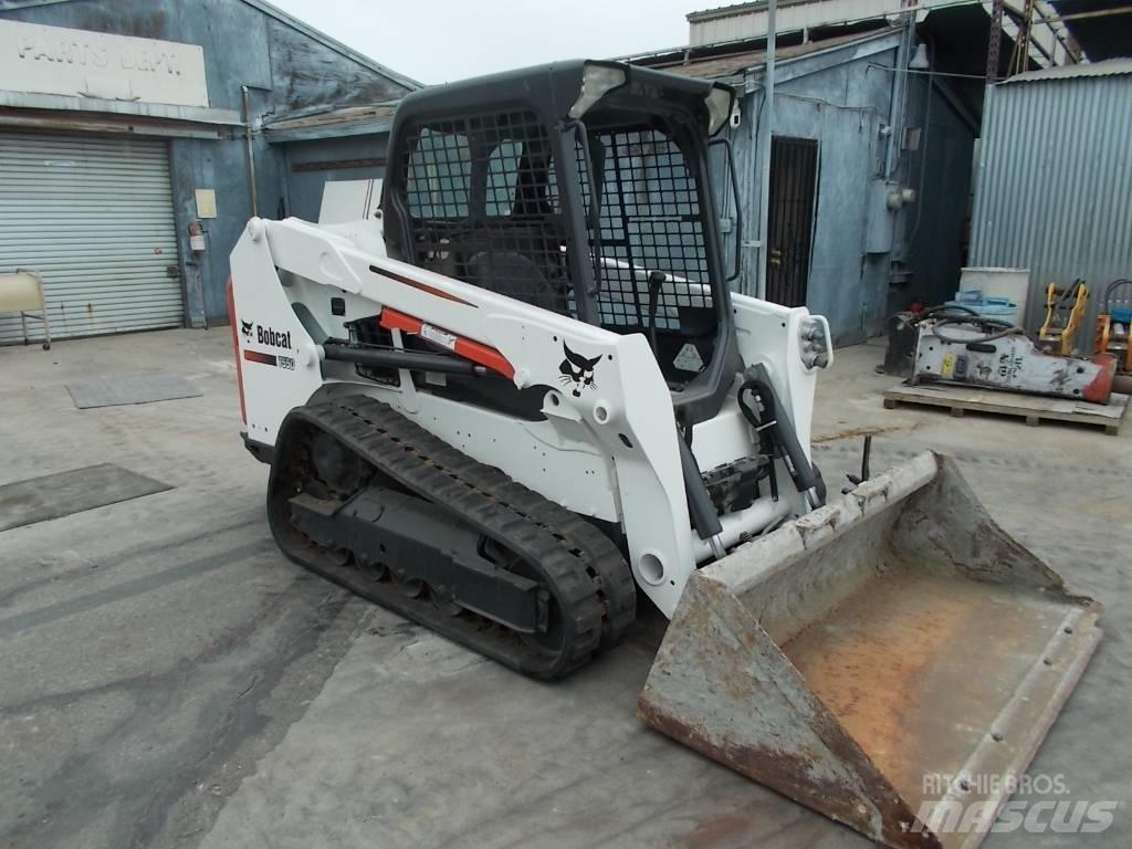 Bobcat T550  스키드로더