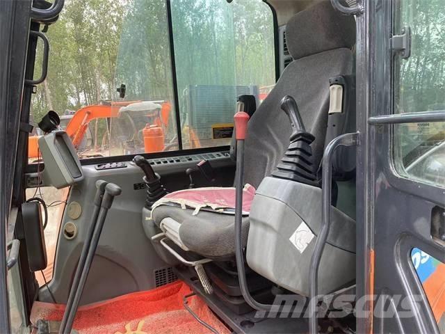 Doosan DX60 소형 굴삭기 7톤 미만